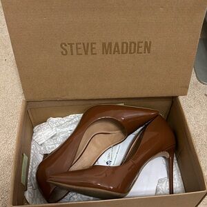 Brown Steve Madden heels